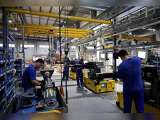 World Business Watch: Japan's machinery orders post surprise gains in July