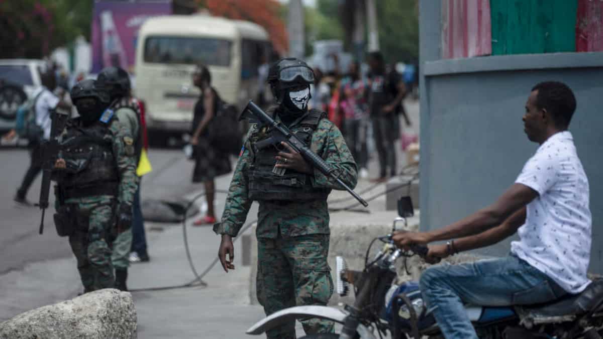 Haiti: 2 journalists shot, set ablaze while reporting on violence in the capital