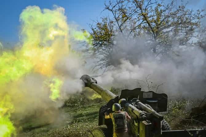 Armenia-Azerbaijan border clash: Fragile ceasefire as clashes continue