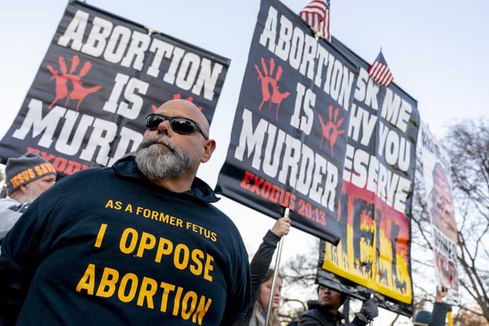Hungary enshrines 'foetal heartbeat' law