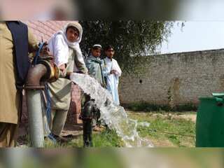 Pakistan floods death toll nears 1,500