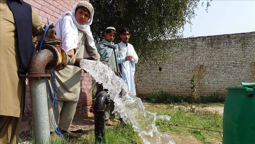 Pakistan floods death toll nears 1,500