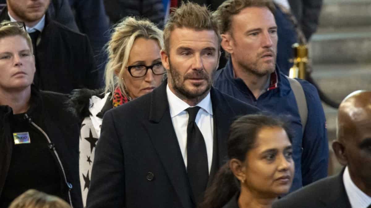 David Beckham refused to skip the hours-long line to offer his tribute to the Queen
