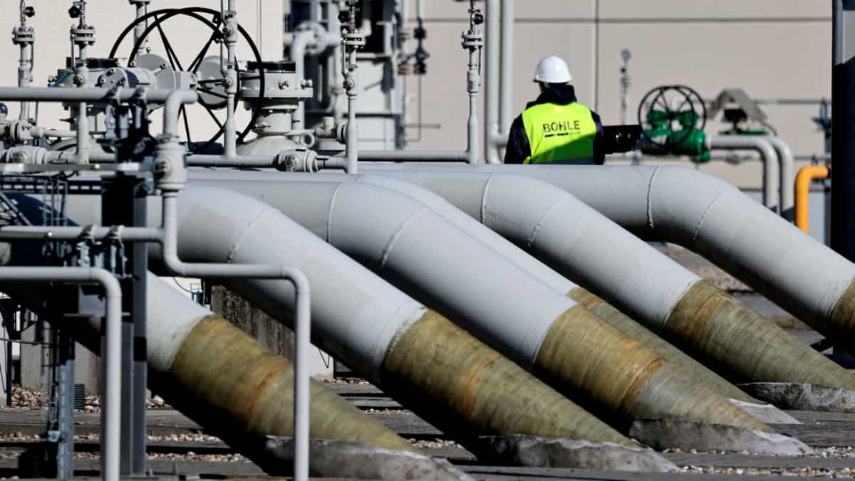 Europe scrambles to secure energy supply as winter approaches Europe scrambles to secure energy supply as winter approaches