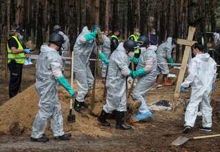 Russia slams reports of mass graves in Izyum, accuses Ukraine of fabricating its discoveries