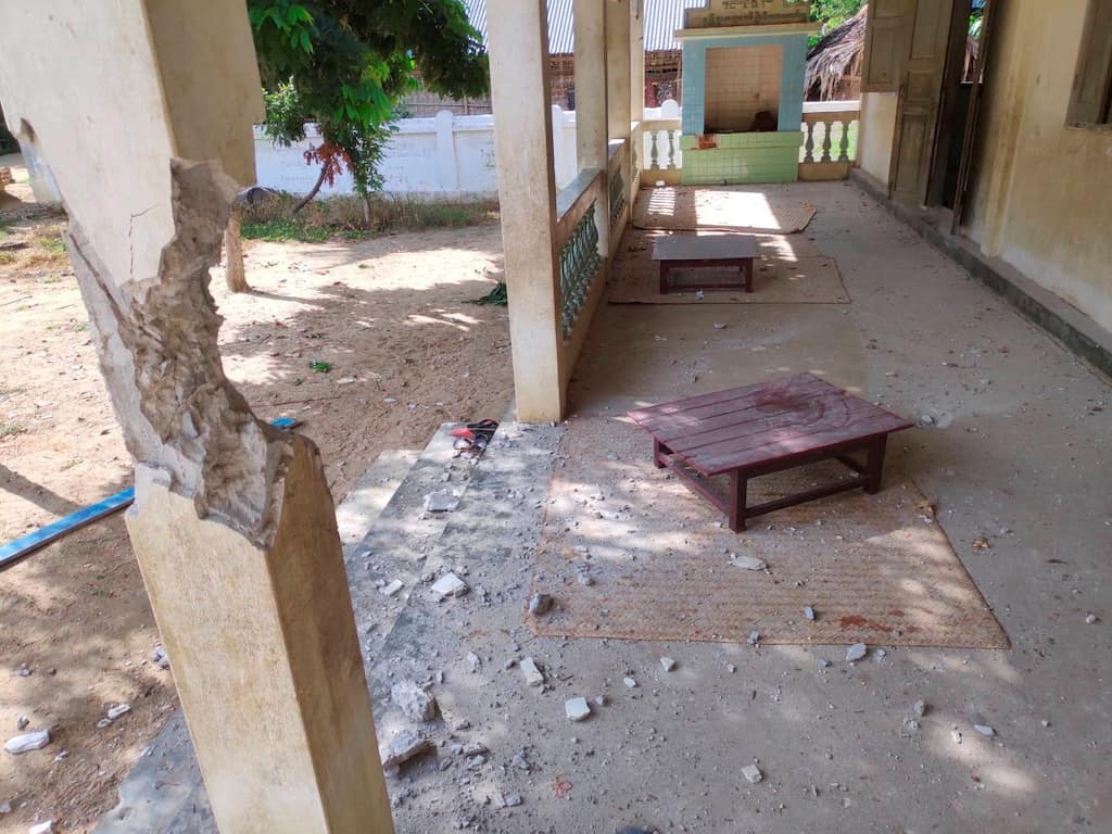 Myanmar: Army helicopters fire on school, killing at least 13