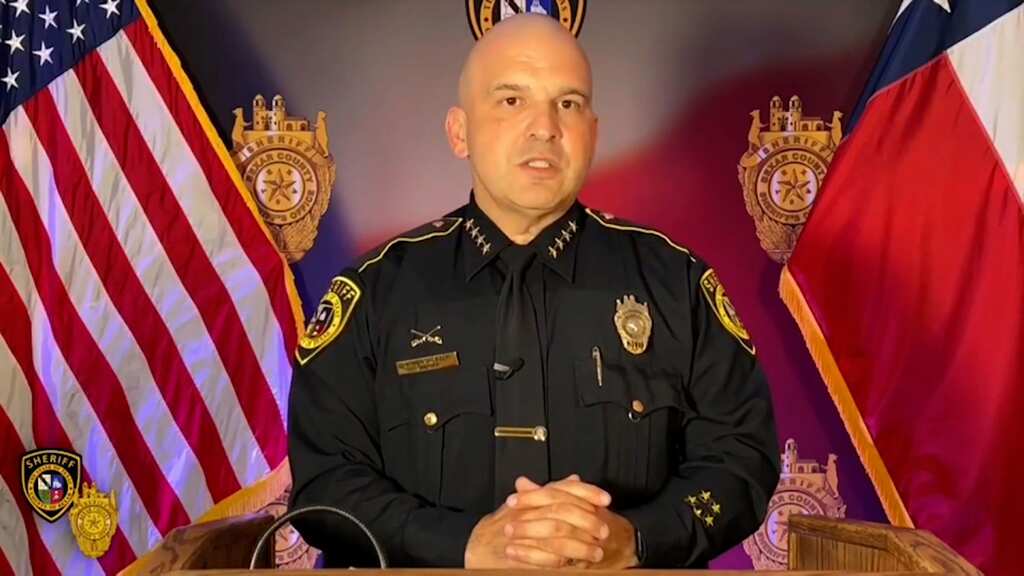 Texas sheriff to investigate how migrants went to Martha's Vineyard