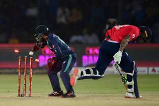 England wins Twenty20 international on first Pakistan tour in 17 years