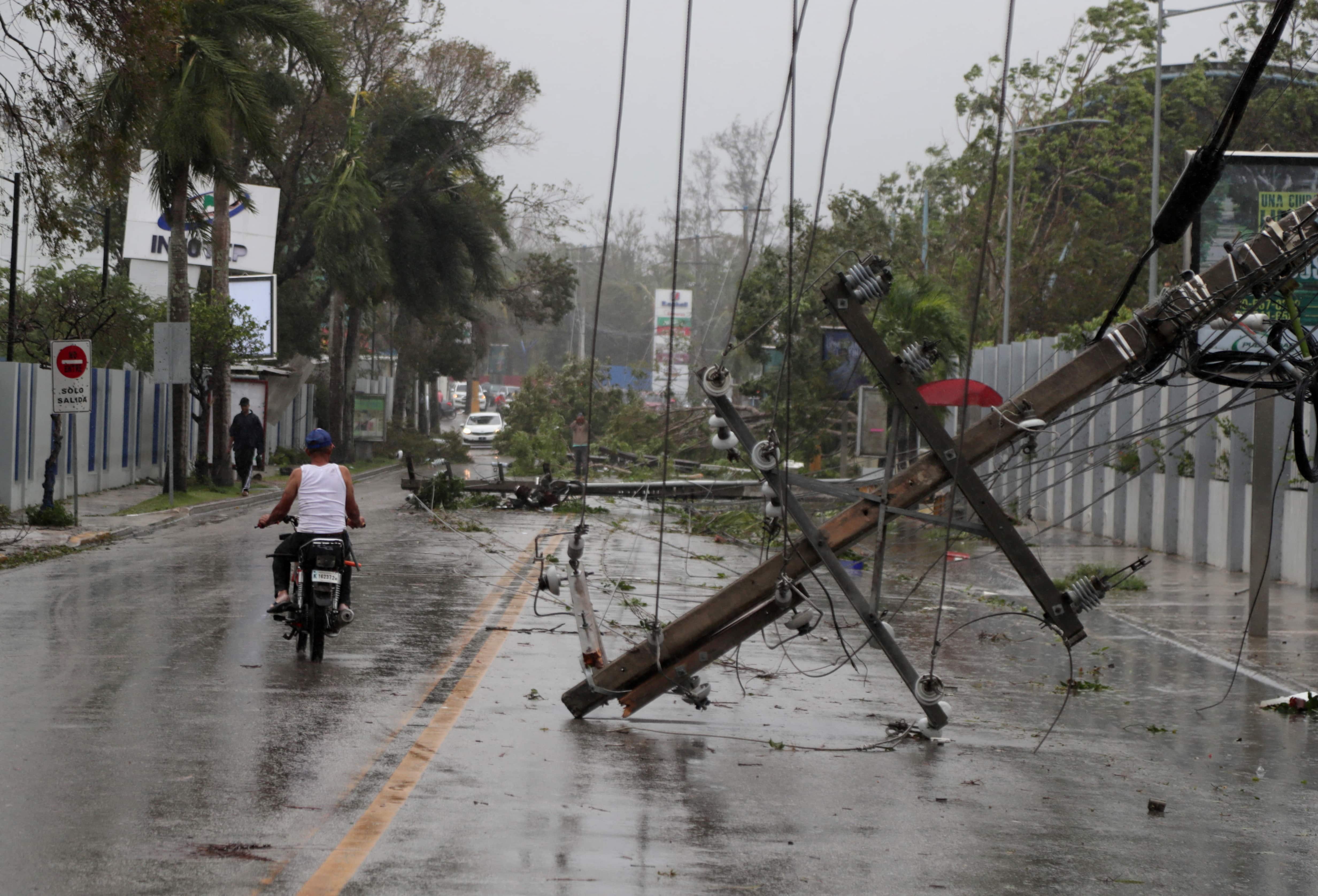 Crews working to bring back power to Puerto Rico