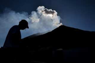 Scientists raise concern about the Taupo volcano in New Zealand