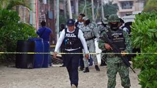 Gunmen kill 10 people at pool hall in Mexico