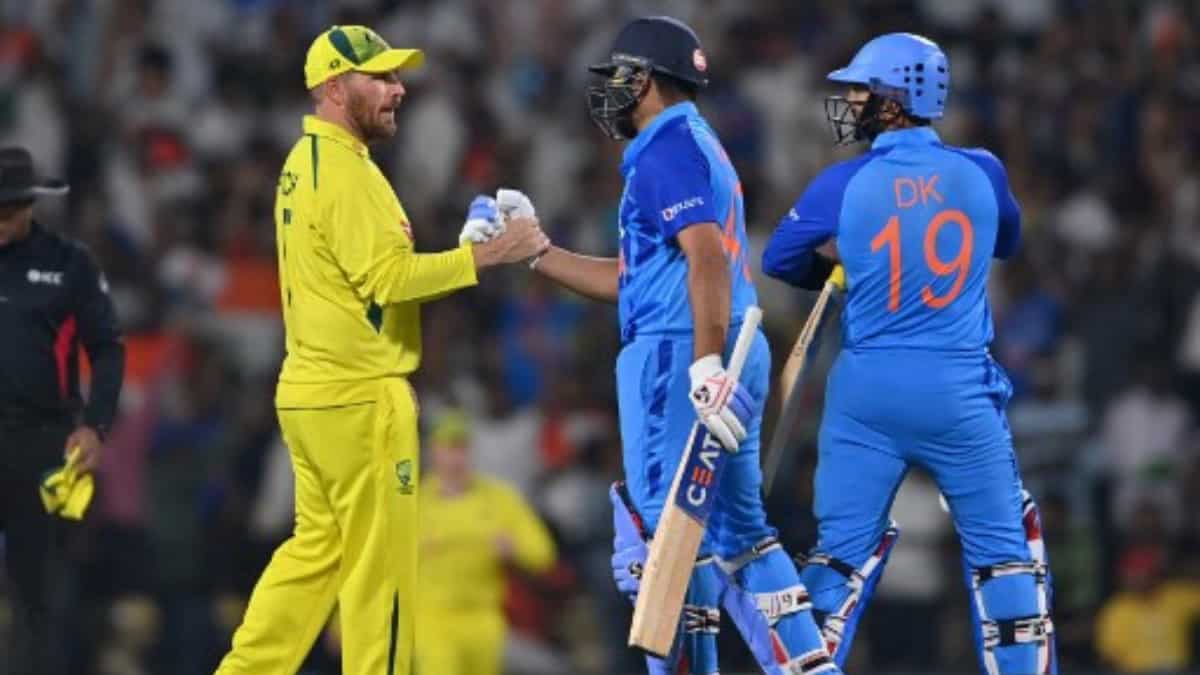 Rohit Sharma's unbeaten 46 helps India beat Australia in 2nd T20I to level series Rohit Sharma's unbeaten 46 helps India beat Australia in 2nd T20I to level series