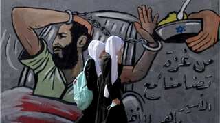 30 Palestinian prisoners held by Israel go on open-ended hunger strike