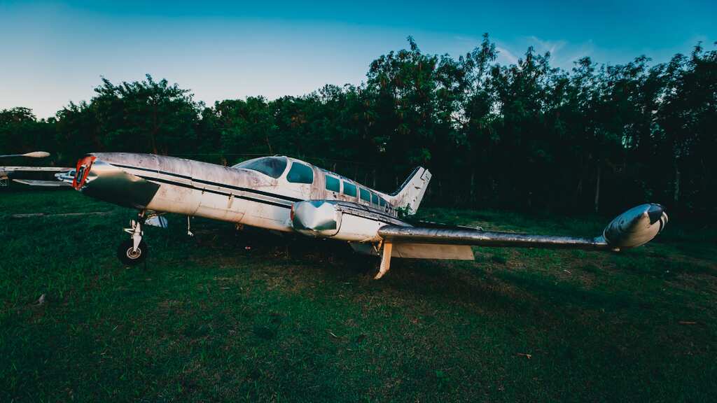 Trying to escape mobilisation, Russians pay $27,000 for seats on private planes out of country