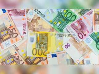 Pound hit record low against dollar, impact of weakening currency on common folks
