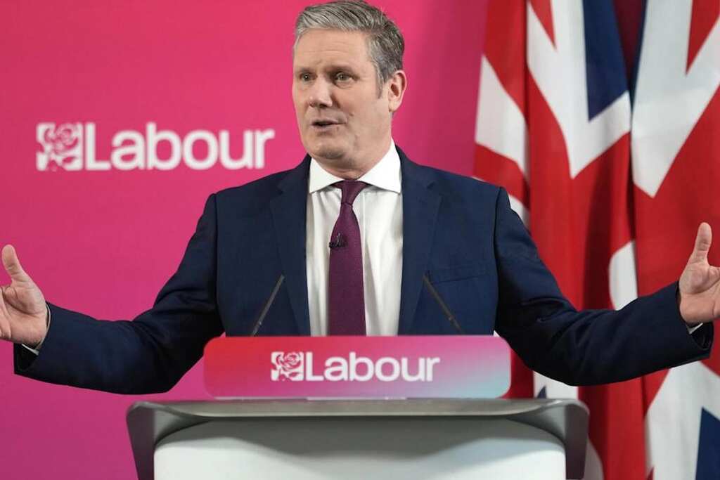Keir Starmer insists Labour party fit to govern as crisis grips UK