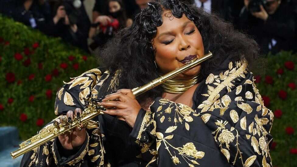 WION Fineprint: Lizzo wows fans by playing a 200-year-old crystal flute