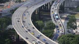 US: New York introduces plan to ban new gas vehicles by 2035