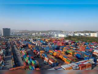 South Korea: 'Strong import, weak export can widen trade deficit further'