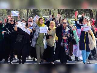 Kabul: Women protest against bomb attack, death toll rises to 35