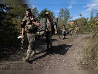 Ukraine recaptures Eastern town of Lyman, Russian forces retreat from Donetsk city