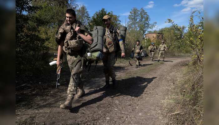 Ukraine recaptures Eastern town of Lyman, Russian forces retreat from Donetsk city