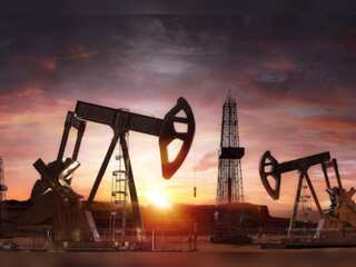 World Business Watch: Oil prices climb, Asian shares mixed as holiday-heavy week gets underway