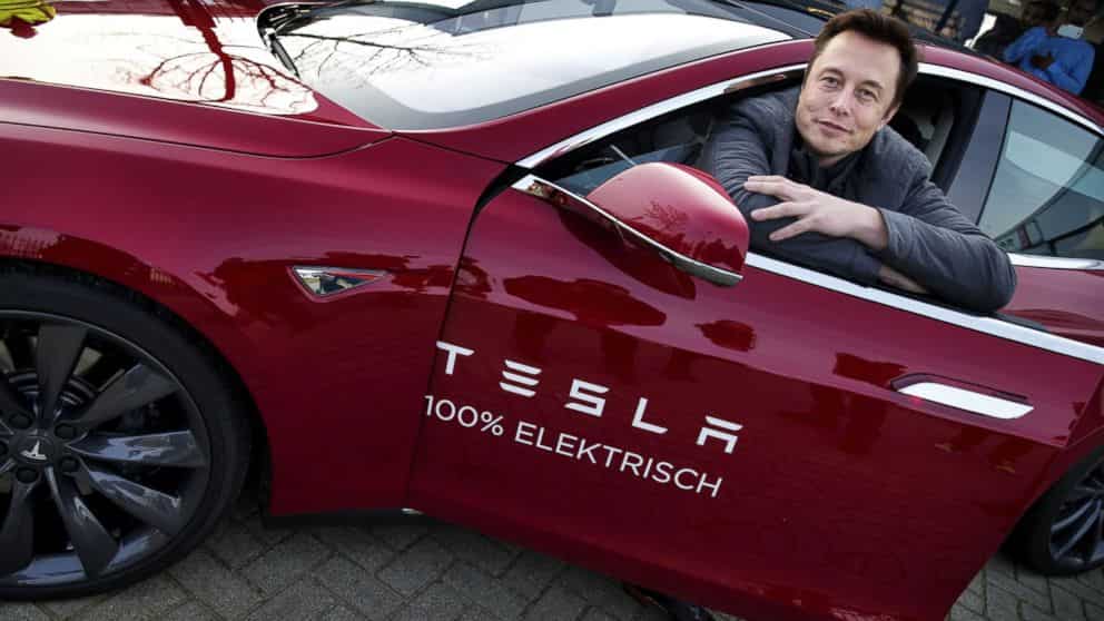 World Business Watch: Tesla faces fall in vehicle deliveries in Q3