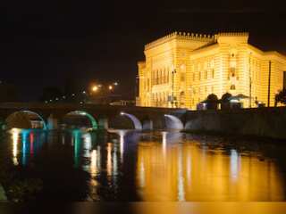 Bosnia Elections 2022: Moderate Bosniak candidate leads in race for Presidency