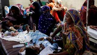 Pakistan: Hospitals overwhelmed as water-borne illnesses spread