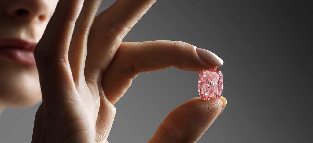 Rare pink diamond to be auctioned in Hong Kong