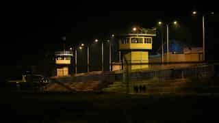15 dead in latest bloodbath in an Ecuador prison