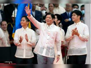 Philippine President Marcos watches F1 Singapore Grand Prix as country grapples with typhoon