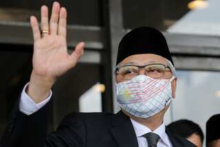 Malaysia PM says decision to dissolve parliament is his prerogative, to meet King soon
