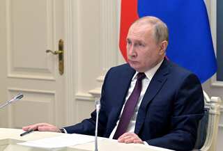 Putin signs legislation to annex four Ukraine regions