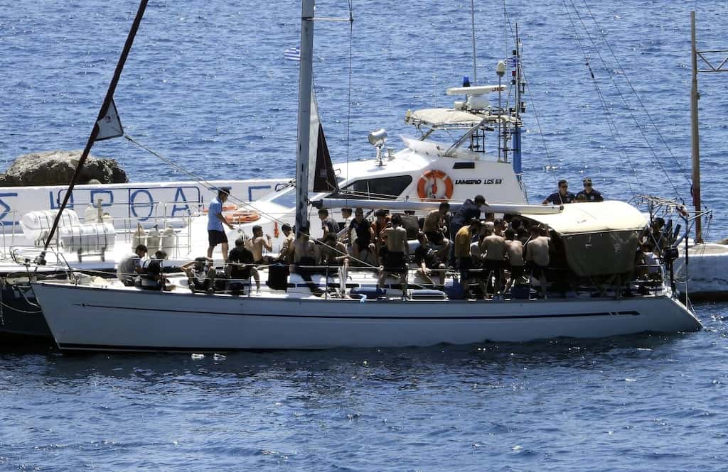 At least 15 dead as two boats carrying 40 migrants sink in Greek waters