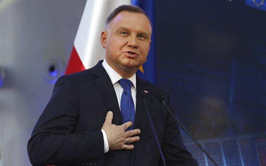 Polish President Duda asks US leaders to consider sharing nuclear weapons