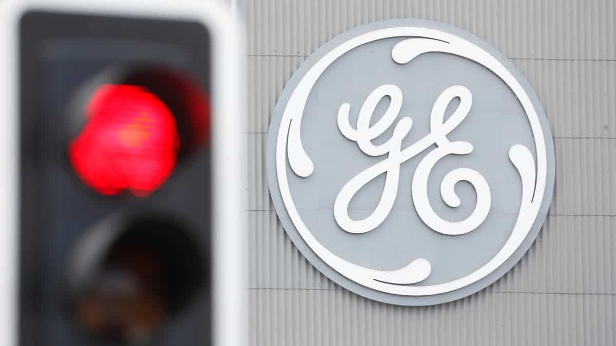 GE employee jailed for stealing trade secrets for China