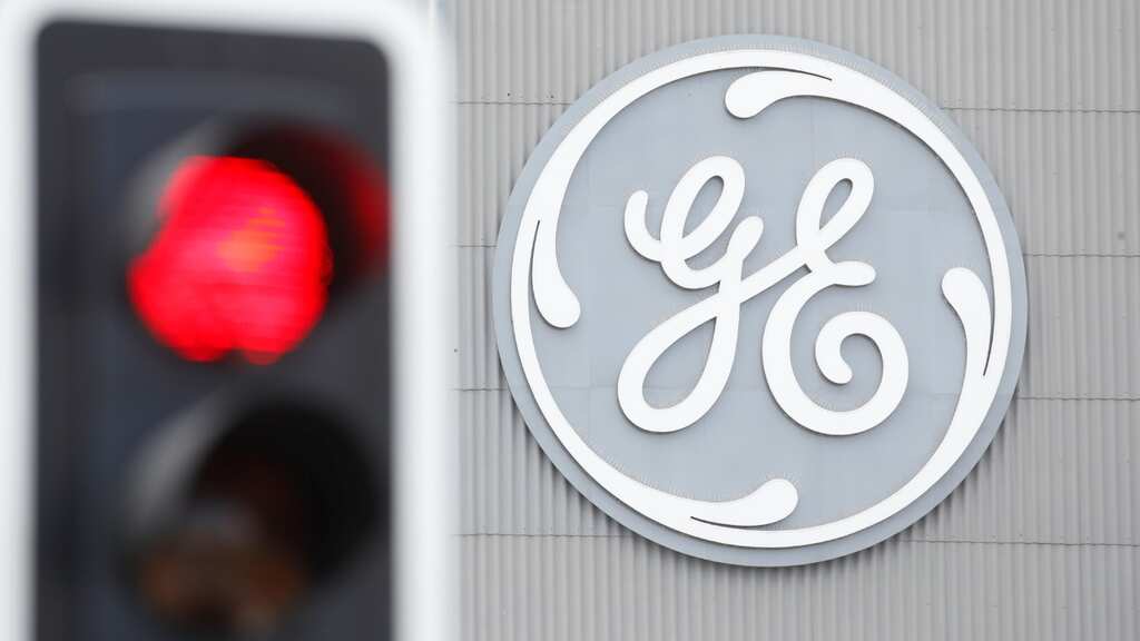 Report: General Electric Co lays off hundreds of workers at onshore wind unit