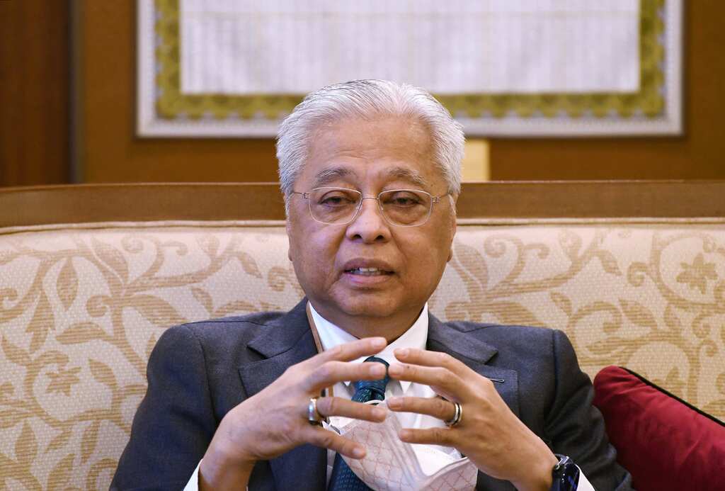 Malaysia PM Yaakob says decision to dissolve parliament is his prerogative
