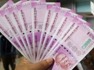 India: No peace for rupee, mighty dollar thunders on; currency has fallen over 10% this year