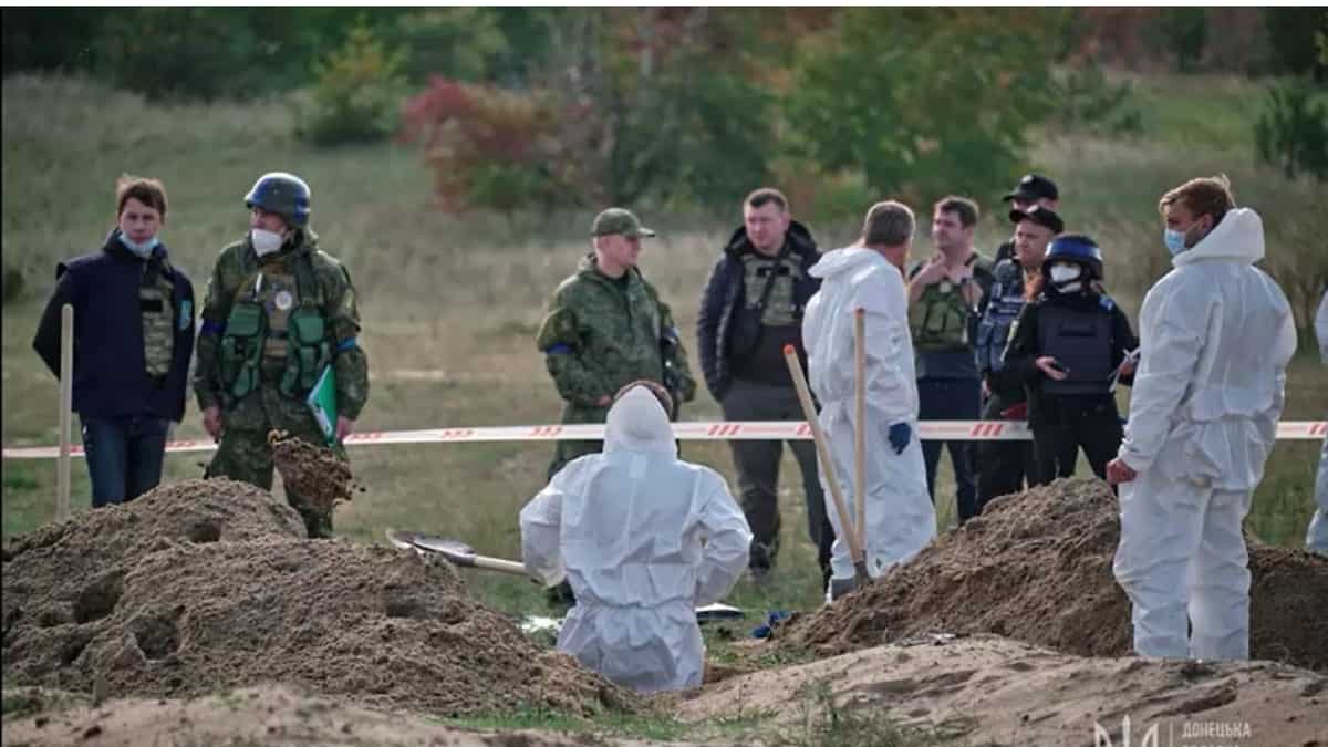 Mass grave found in eastern Ukrainian town of Lyman, says regional governor of Donetsk Mass grave found in eastern Ukrainian town of Lyman, says regional governor of Donetsk