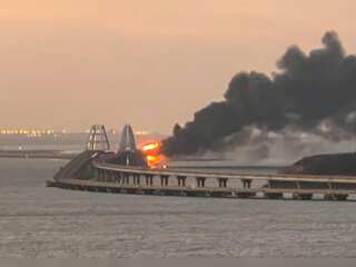 Crimea: Kerch bridge partially destroyed; Russian minister visit explosion site