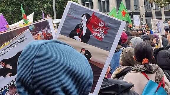 Protesters hack Iran's state-run TV channel; hackers urge viewers to oppose Iranian govt