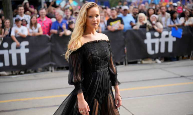 Jennifer Lawrence returns to indie roots with post-hiatus 'Causeway' Jennifer Lawrence returns to indie roots with post-hiatus 'Causeway'