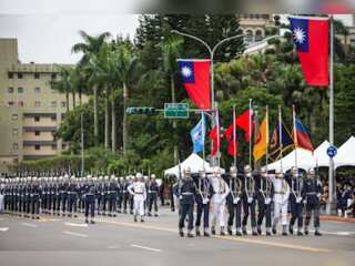 Taiwan National Day: Thousands gather in Taipei for celebrations