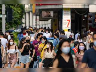 Singapore reports first drop in life expectancy