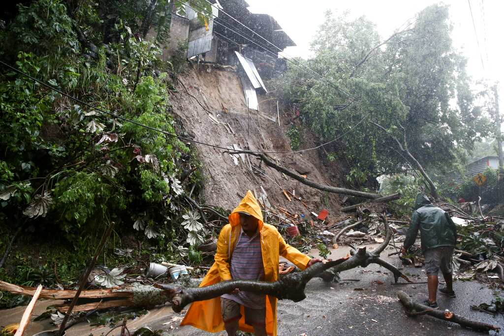 Hurricane Julia kills 28 in Central America, floods and mudslides expected