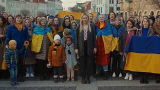 'Ukraine's spirit is unbreakable': Citizens sing patriotic songs amid Russian attacks. Watch!