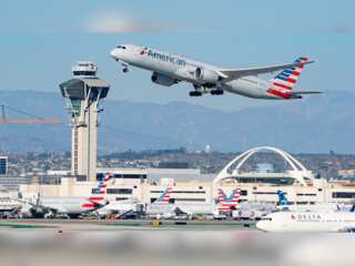World Business Watch: US airport websites hit by cyber attacks